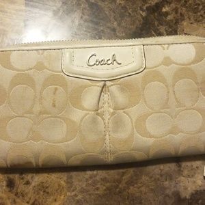 Autgentic Coach wallet